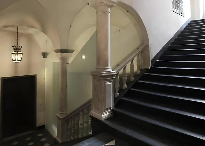 Doge Grimaldi - Davanti All'acquario - Grande Terrazza Privata - Palazzo Nobiliare Storico *