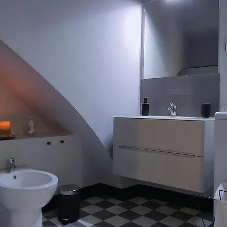 Daire Doge Grimaldi - Davanti All'acquario - Grande Terrazza Privata - Palazzo Nobiliare Storico Cenova