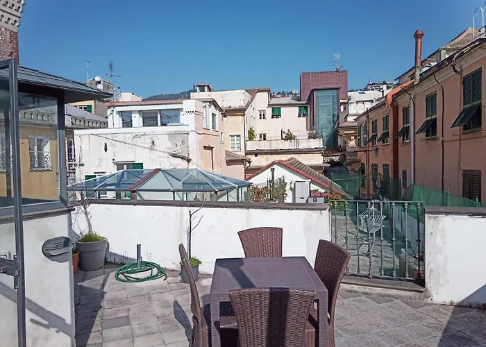 Daire Doge Grimaldi - Davanti All'acquario - Grande Terrazza Privata - Palazzo Nobiliare Storico